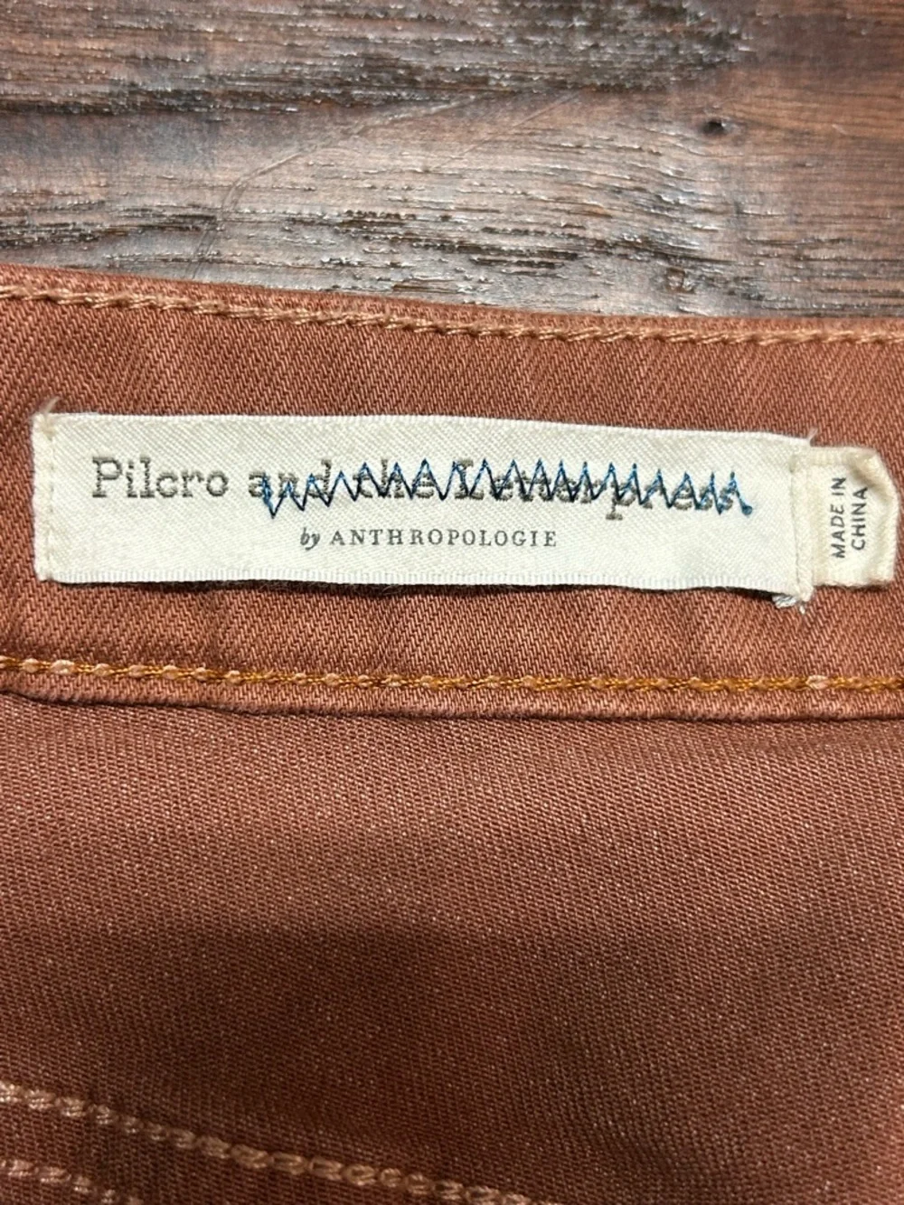 Pilcro Anthropologie High Rise Bootcut Jeans Rust Brown Size 27 Patch Pocket - Picture 6 of 9
